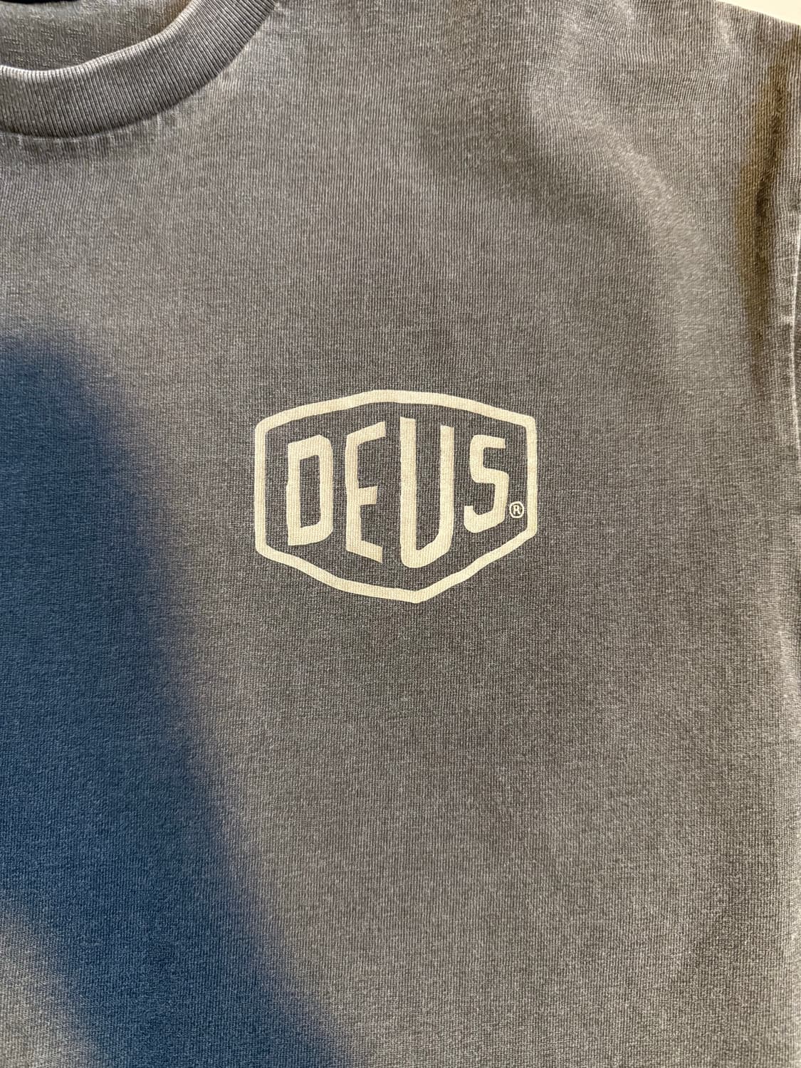 데우스 엑스 마키나 빈티지 워시드 서울 티셔츠 차콜 블랙 L 상품이미지2