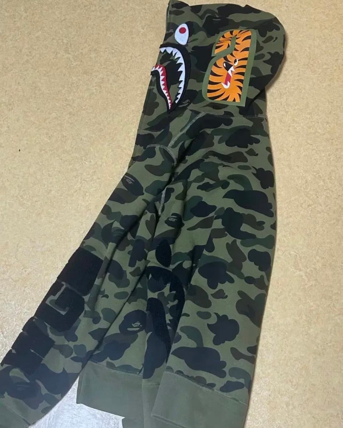 정품 베이프 녹계L 상품이미지1