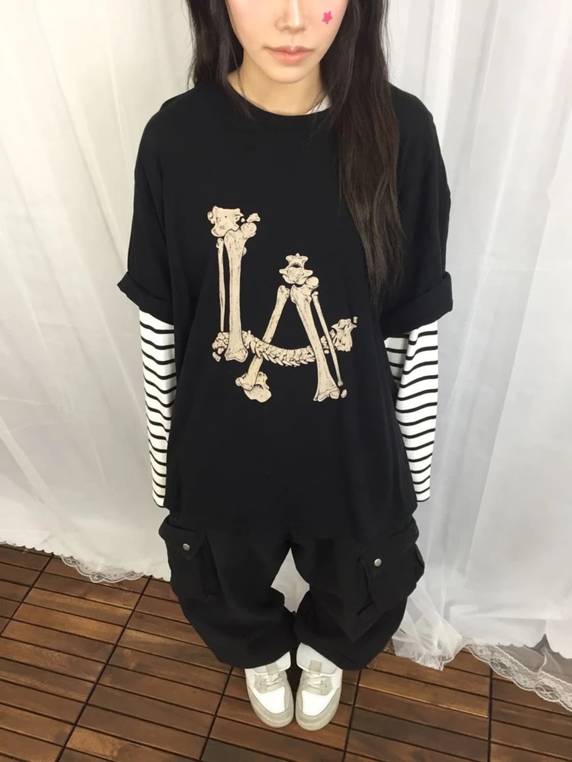 The Great Frog Bone A Graphic Tee 상품이미지3