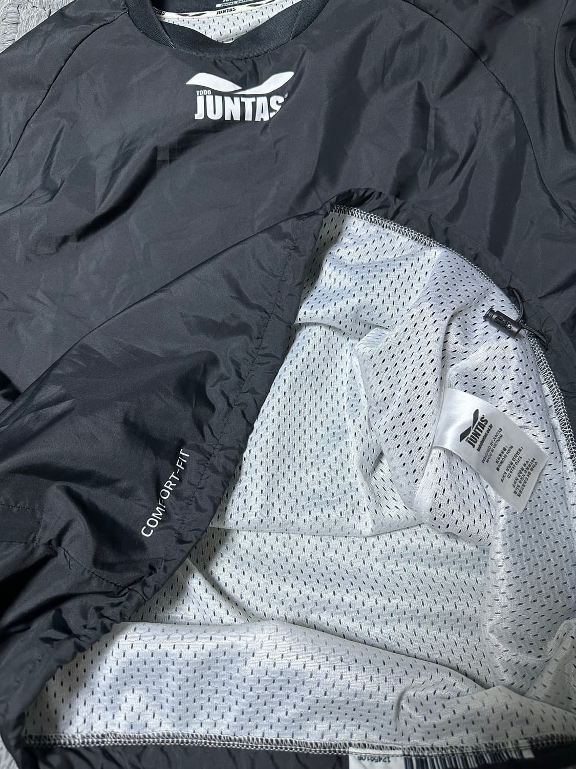 JUNTAS 검정색 바람막이 상품이미지7