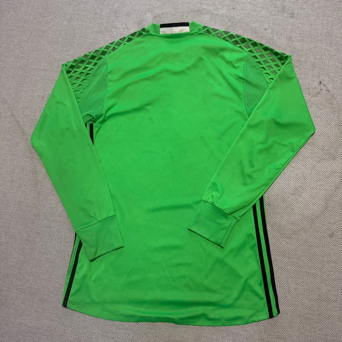 아디다스 맨체스터 유나이티드 골키퍼 유니폼 상품이미지8