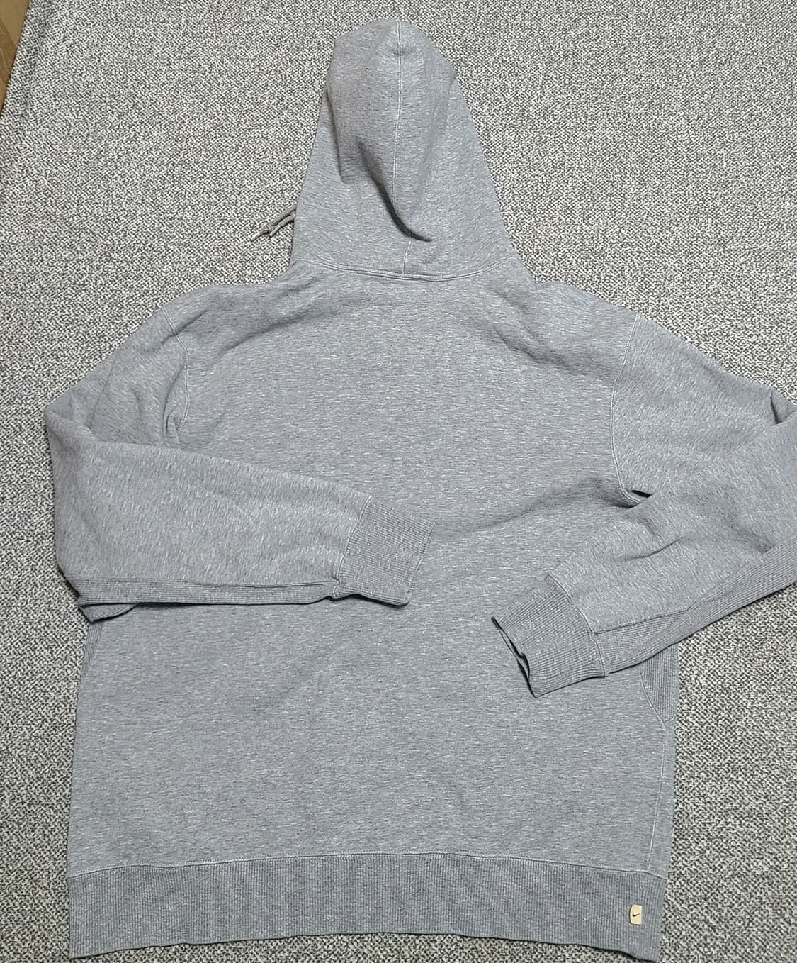 나이키 솔로 스우시 후드티 회색 100  L 상품이미지9