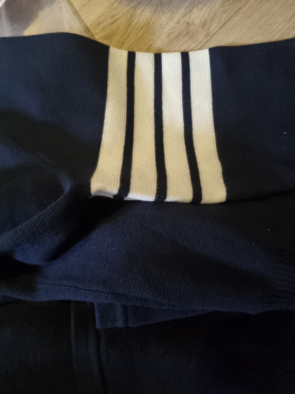 특가) 톰브라운가디건.   L/XL 상품이미지5