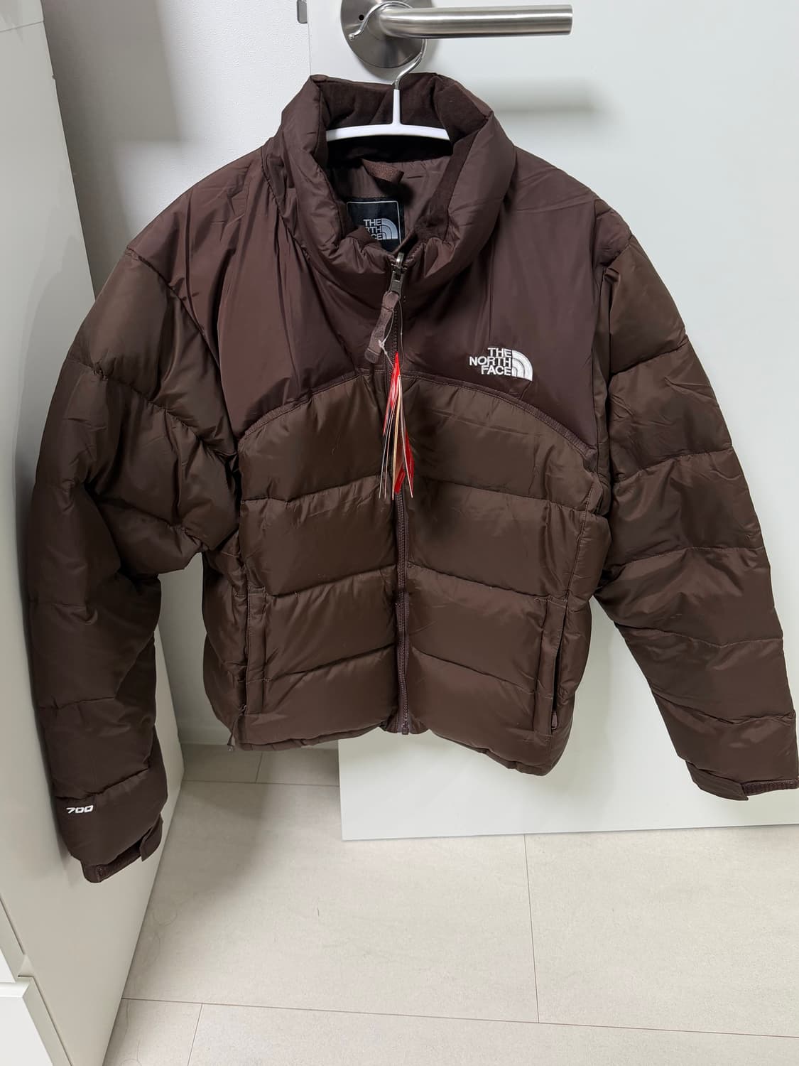 켄달제너 노스페이스 브라운 패딩  상품이미지1