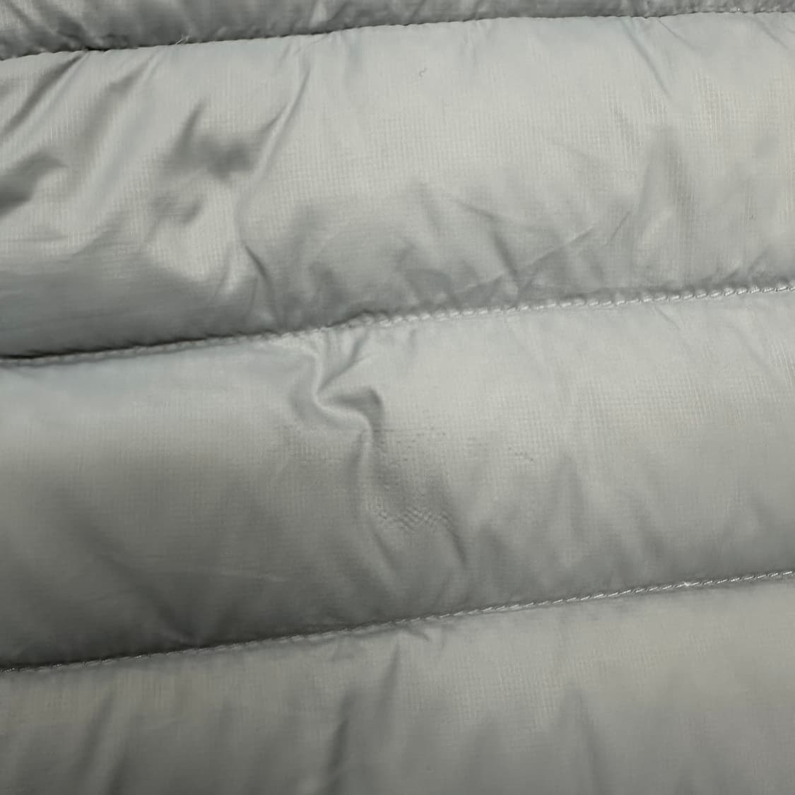 무신사스탠다드 구스다운 라이트 패딩 상품이미지4