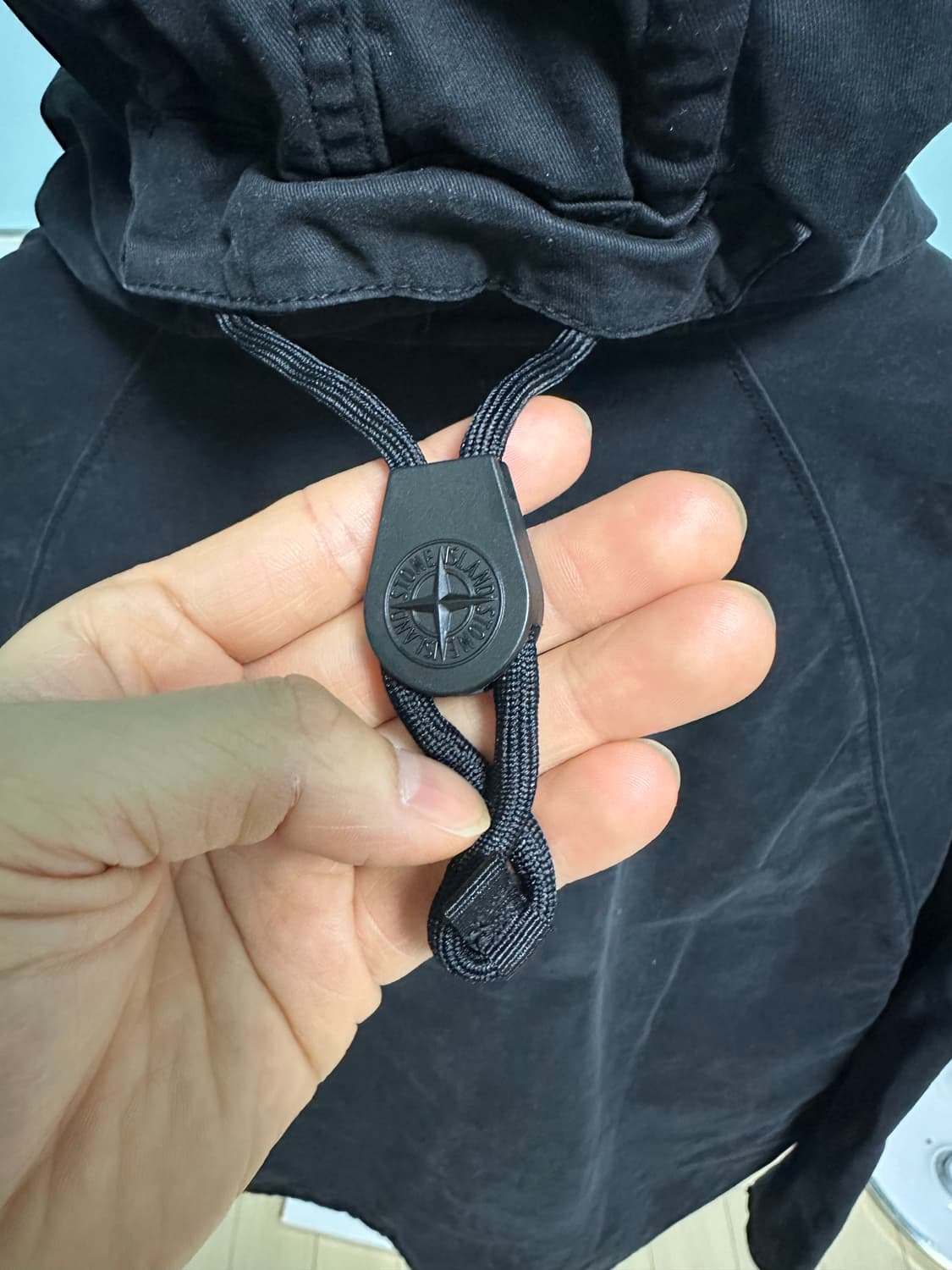 스톤아일랜드 와펜아노락오버셔츠 후드자켓 블랙 M 새상품급 상품이미지7