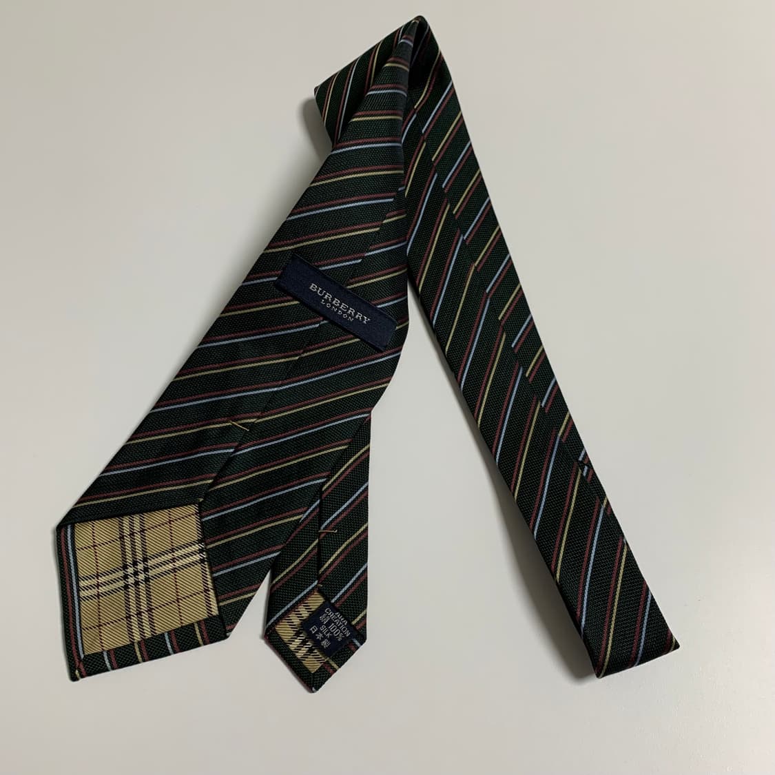 버버리(BURBERRY) 스트라이프 노바체크 명품넥타이 100실크 A+ 상품이미지9