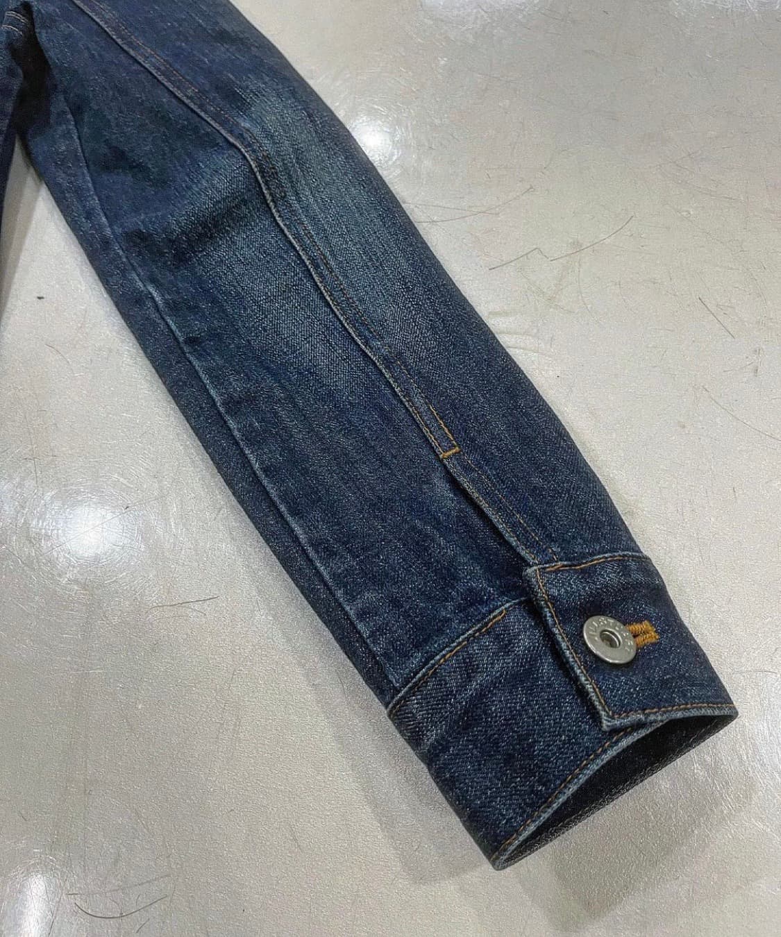 질스튜어트 코튼 스터드 트러커 데님 재킷 상품이미지8