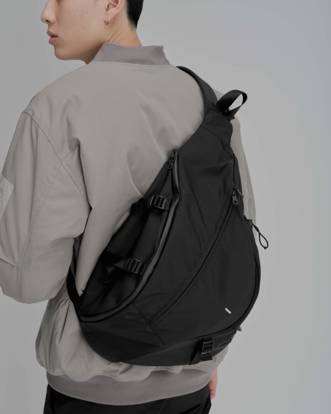 Worthwhile Movement PEARS BAG (Black) 상품이미지5