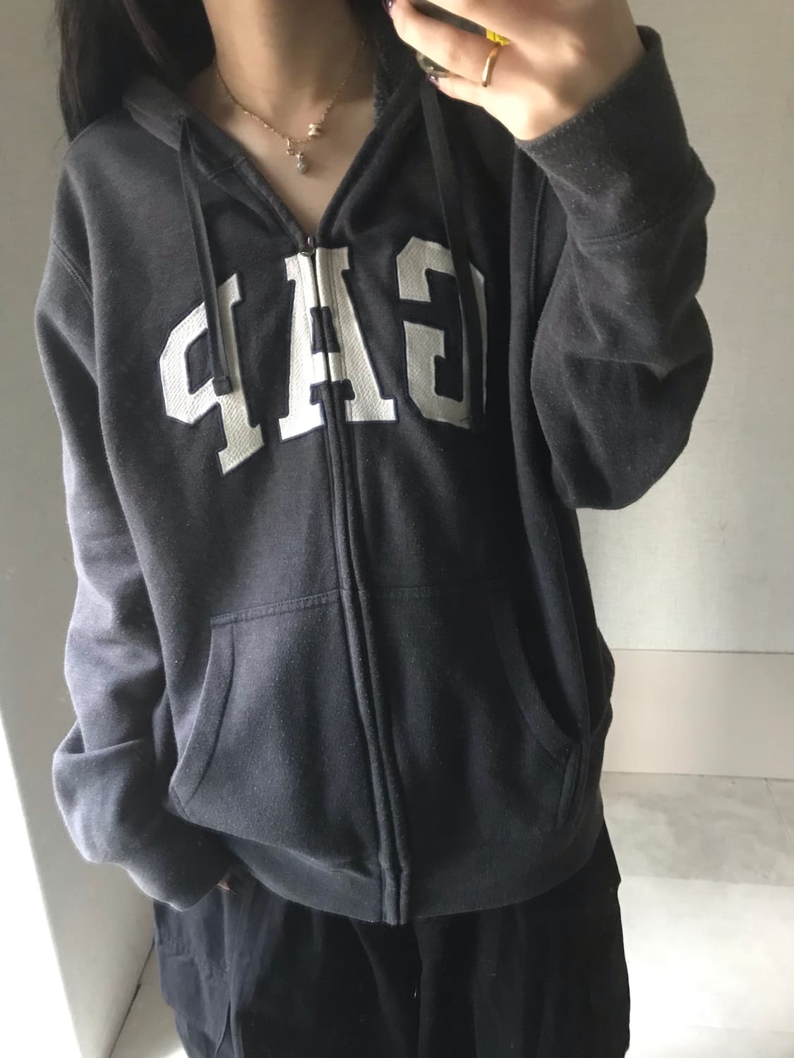 갭 차콜 후드집업 상품이미지5