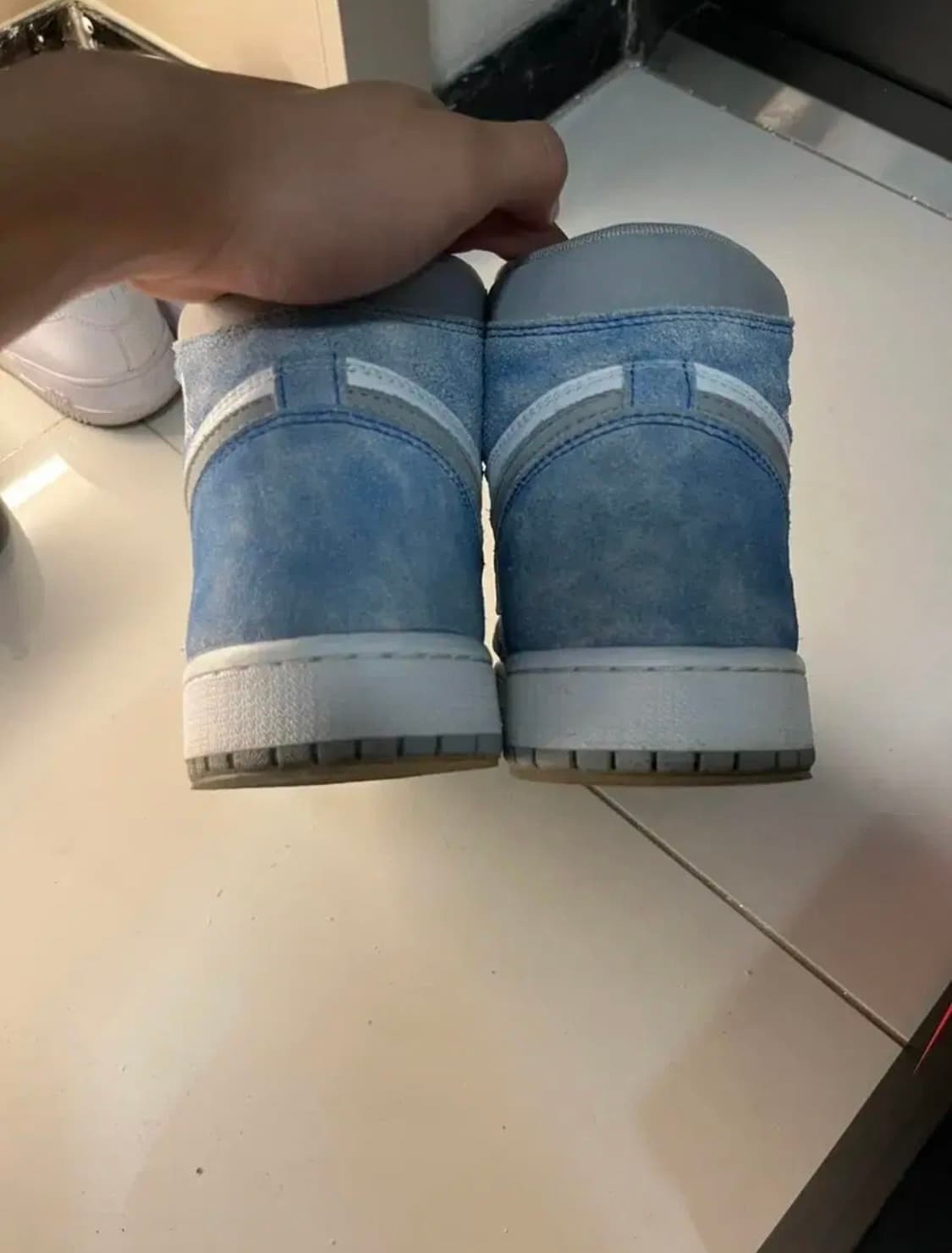 조던 1 하이퍼로얄 270 상품이미지4