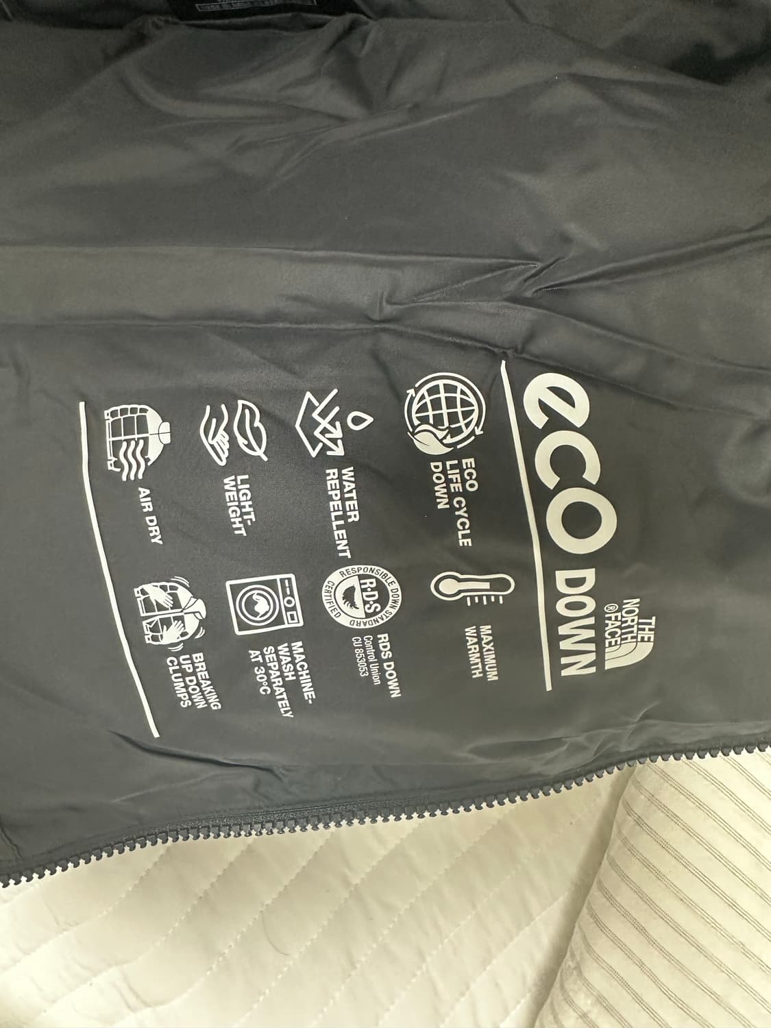 노스페이스 화이트라벨 노벨티 눕시 다운 자켓 숏 블랙 상품이미지7