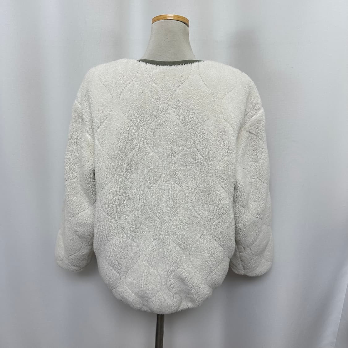 다이나핏 여자 양면 털집업 패딩자켓 2XS (80) 상품이미지3