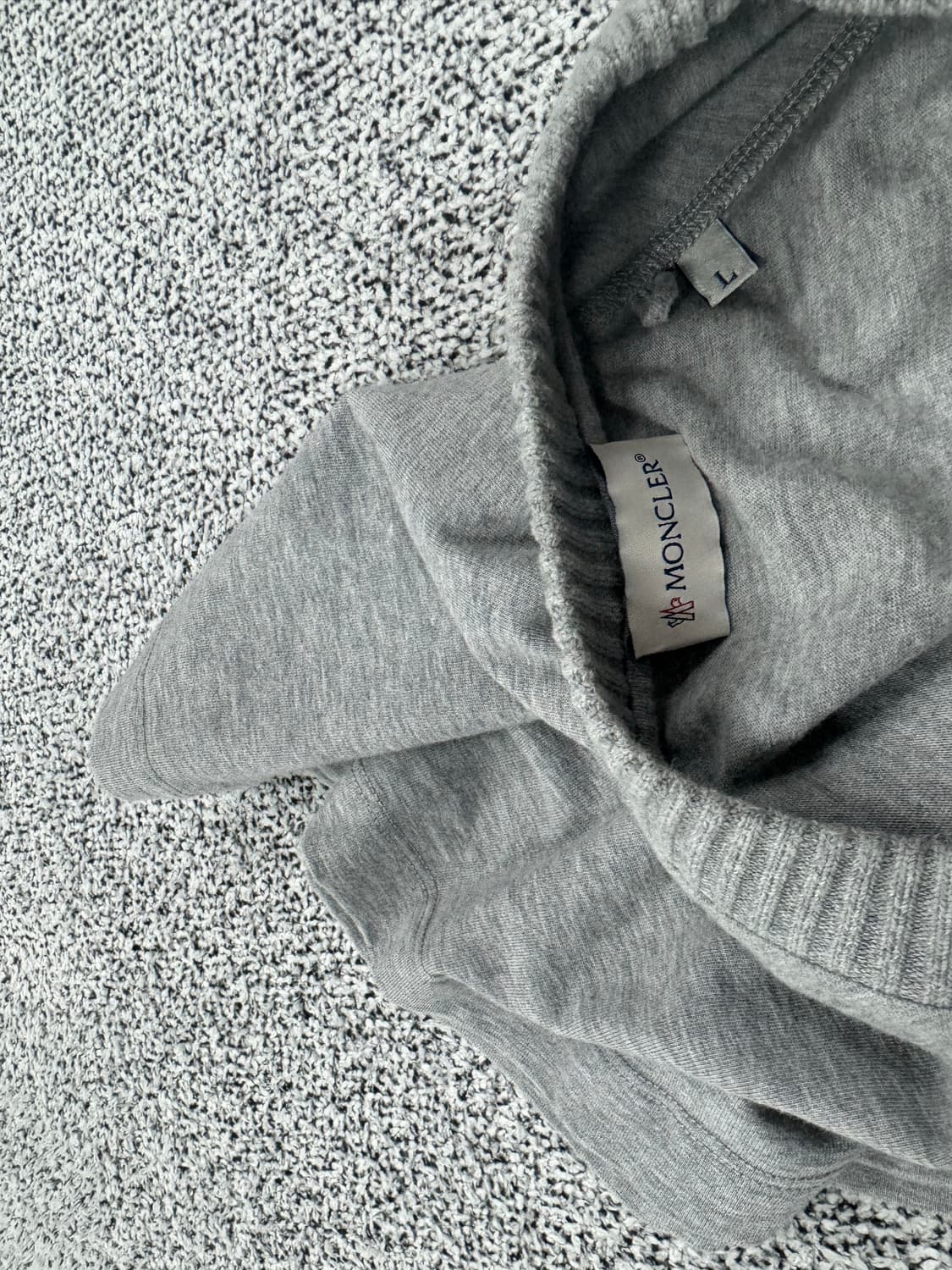 몽클레어 x 오프화이트 맨투맨 상품이미지5