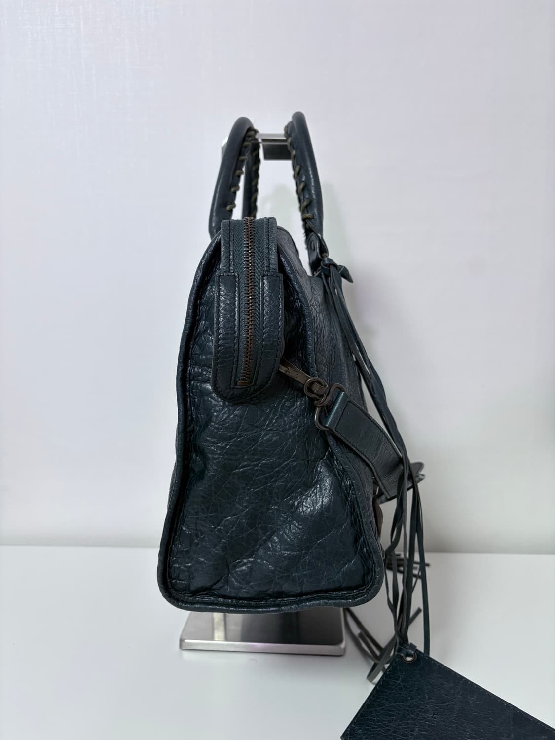 발렌시아가 시티 모터백 다크그린 미디움 상품이미지3