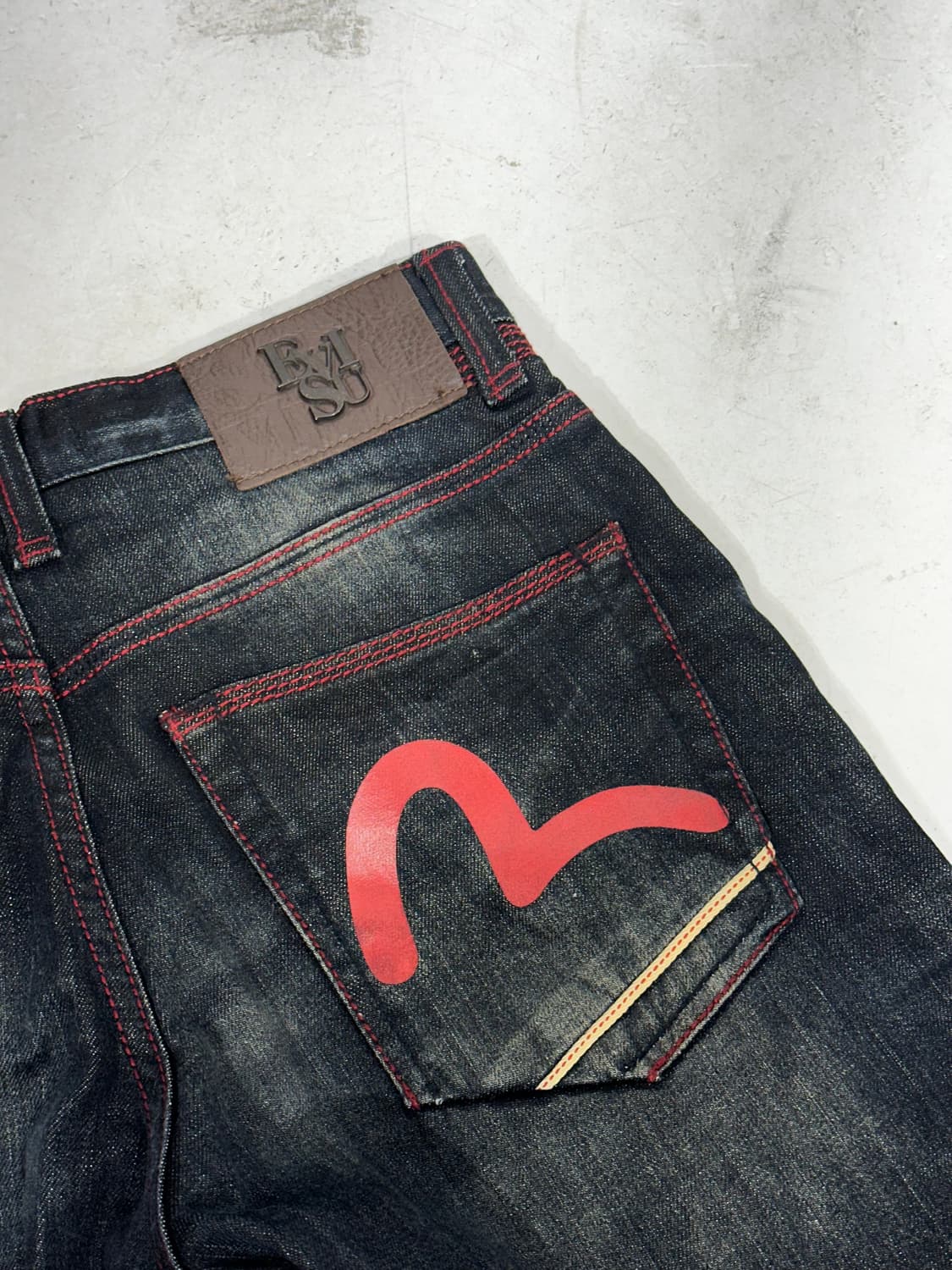 에비수 흑청 레드 로고 다이콕 워싱 데님 팬츠   상품이미지6