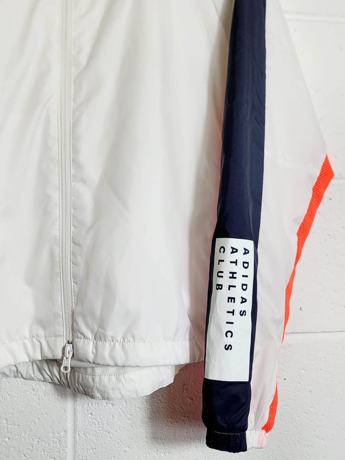 아디다스(여성용) 후드 투웨이 집업자켓(바람막이) 판매 상품이미지6