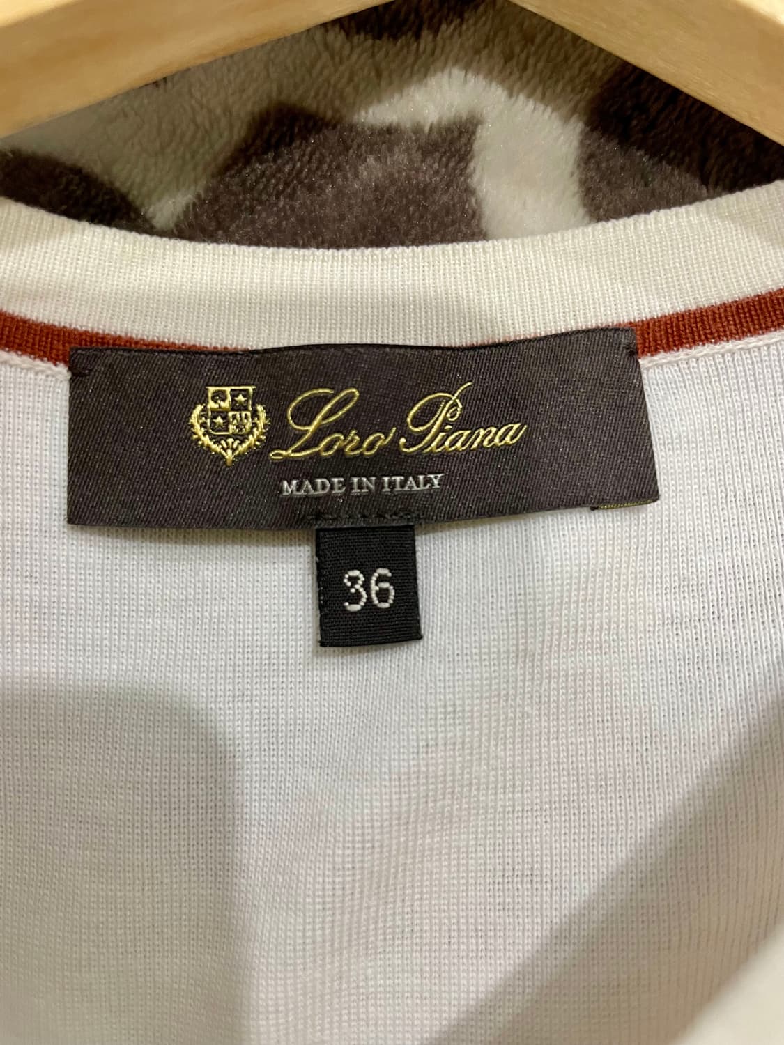 로로피아나 여성 반팔 티셔츠 화이트 36 매장판 상품이미지2