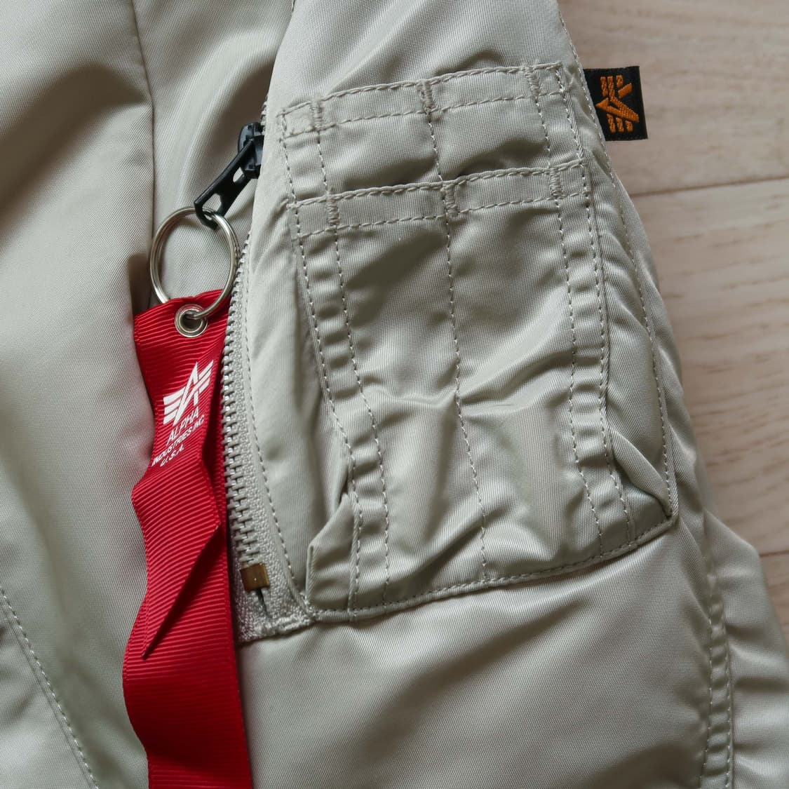 알파 인더스트리 MA-1 자켓 상품이미지7