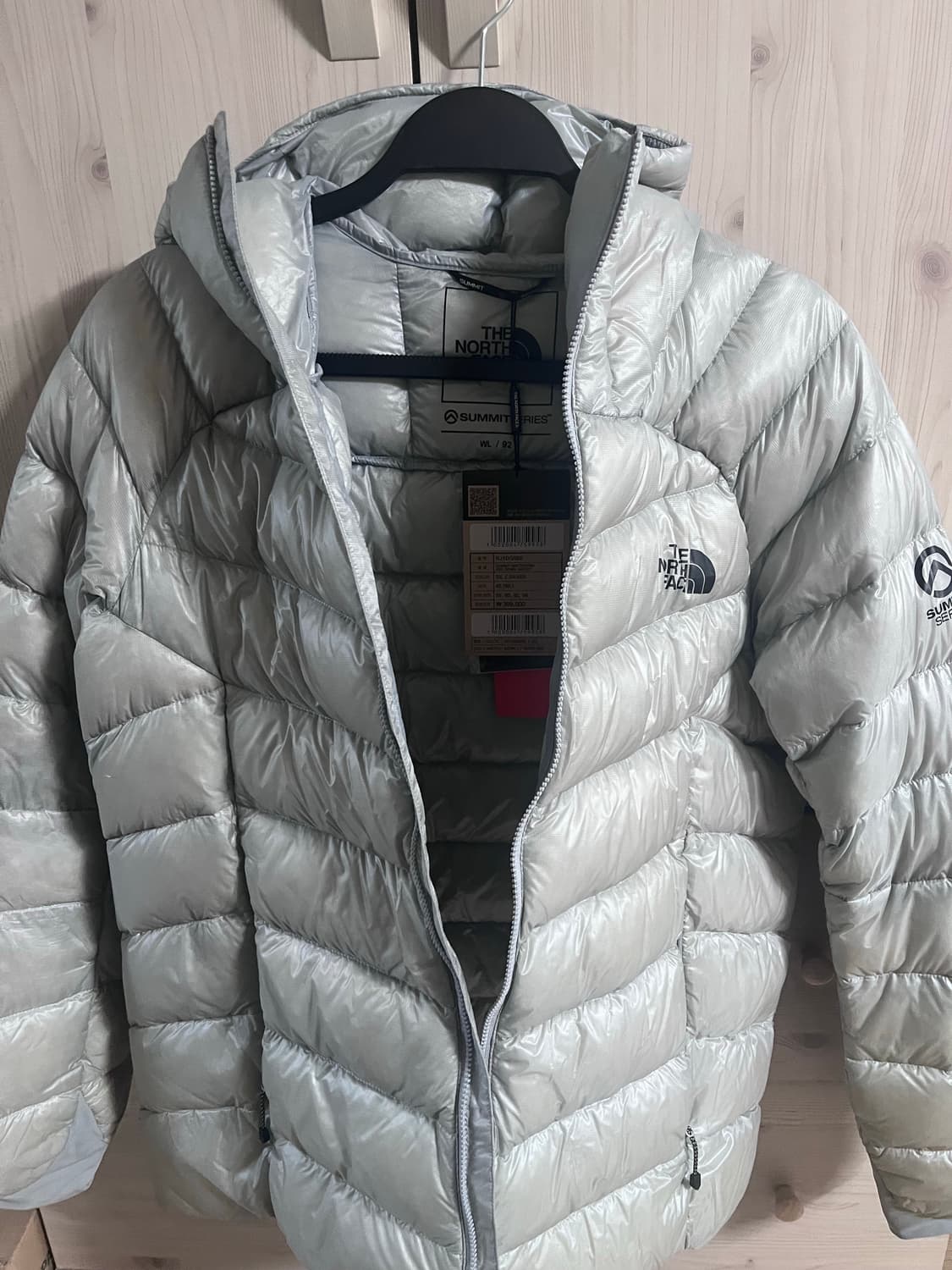 노스페이스 써밋 마테호른 RDS 다운 자켓 실버 상품이미지2