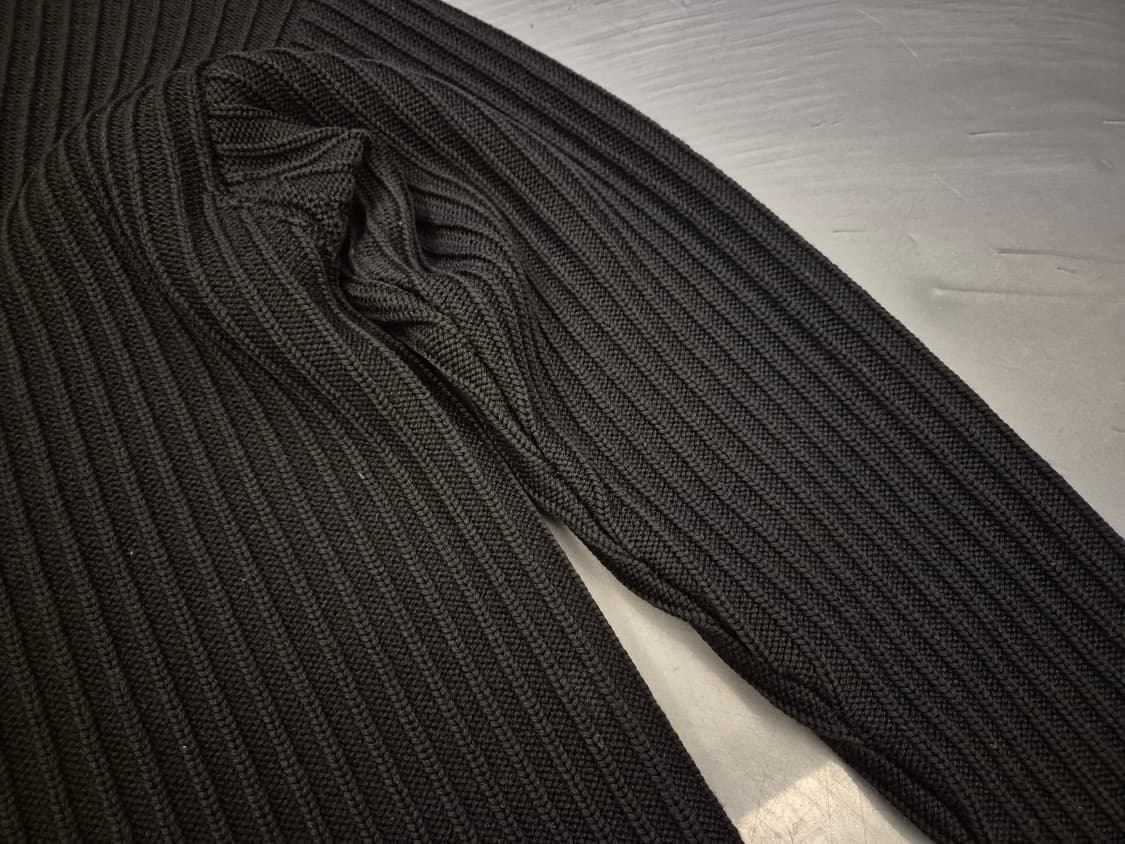 90s C.P COMPANY 헤비코튼 브이넥 니트 상품이미지3