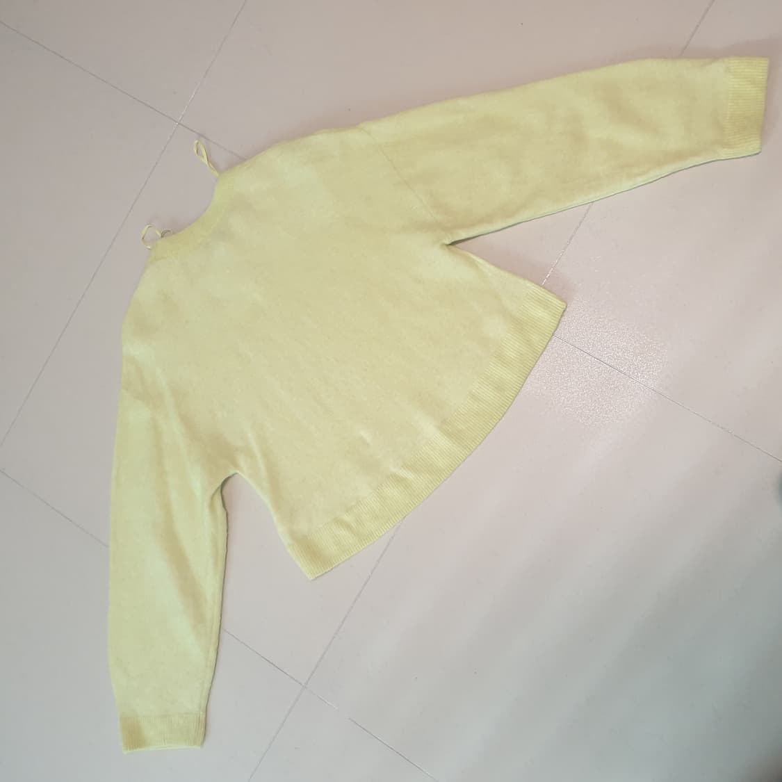 앤아더스토리즈 반크롭 기장 니트 상품이미지3