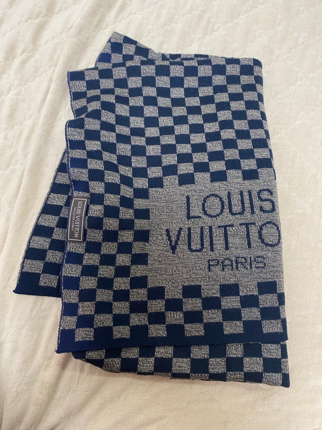 루이비통 다미에 머플러 상품이미지1