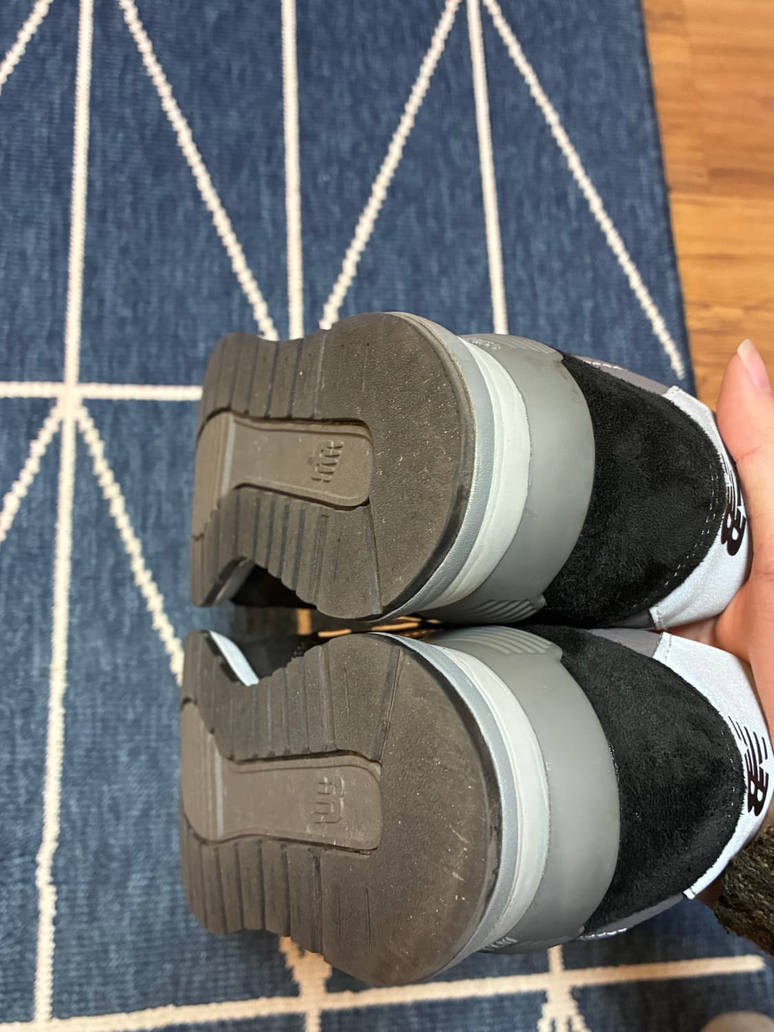 뉴발란스 996 블랙 상품이미지3