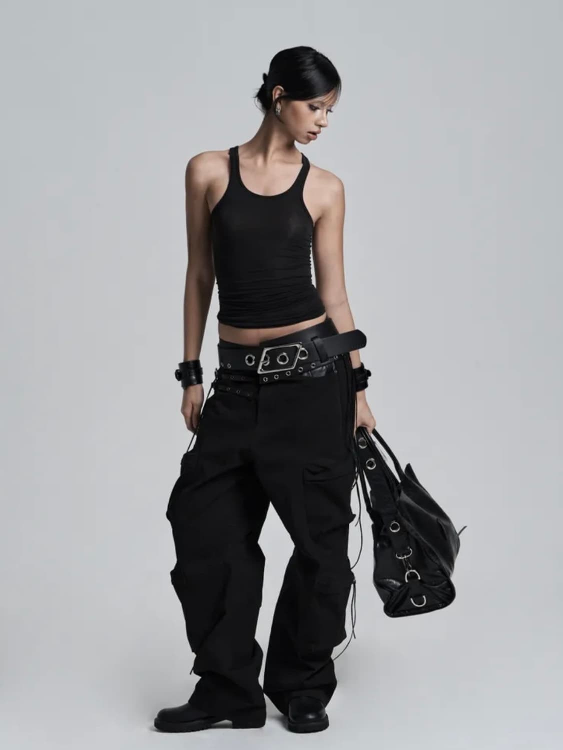 오도어 ARC 레더 숄더백 상품이미지4