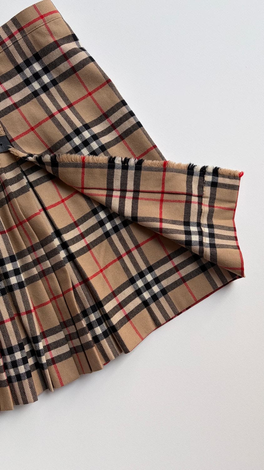 버버리 플리츠 랩스커트 상품이미지5