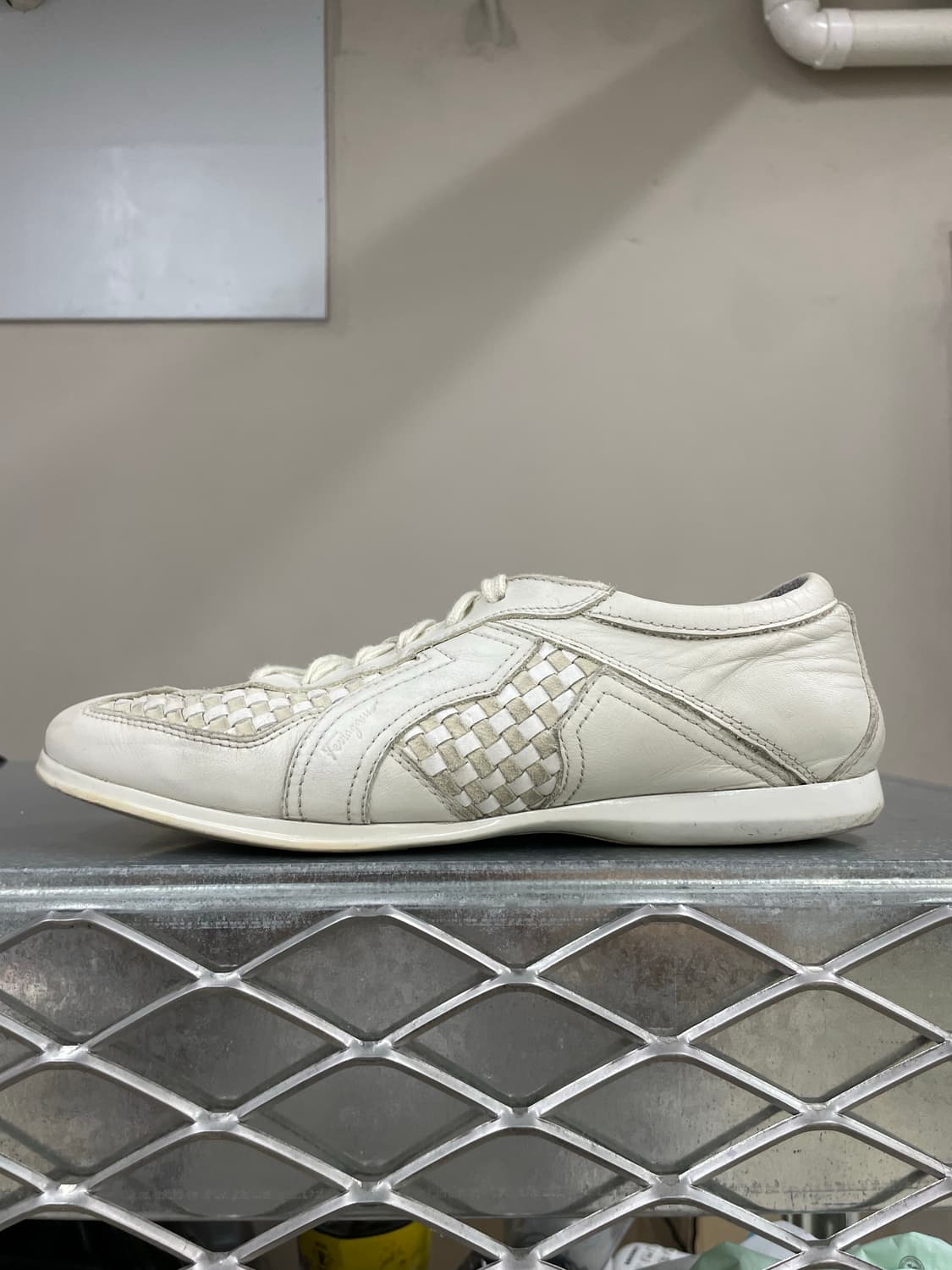 페레가모 인트레치아토 스니커즈 7 상품이미지1