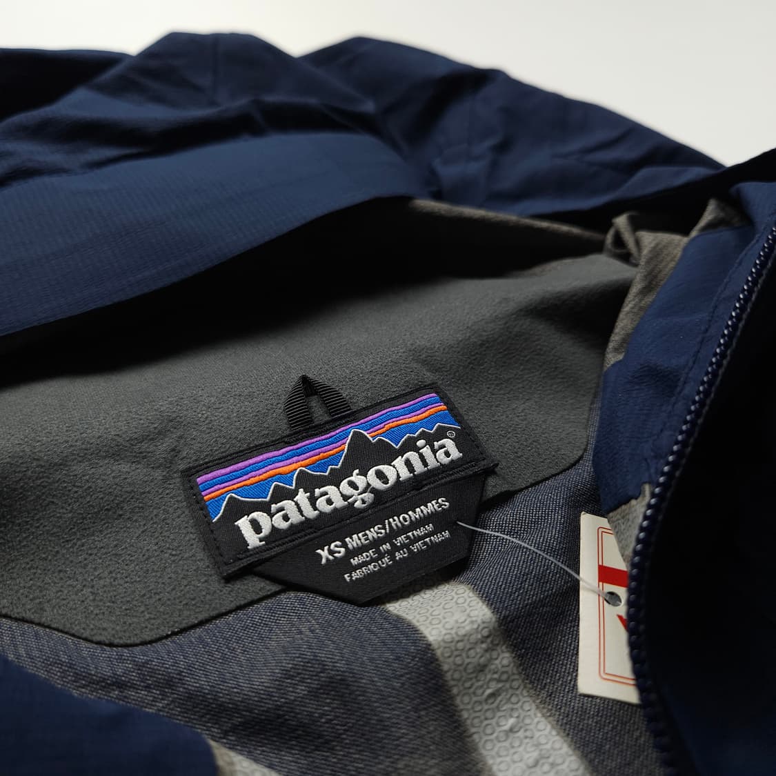 파타고니아 레인보우 쉐도우 경량 바람막이 (S) 상품이미지9