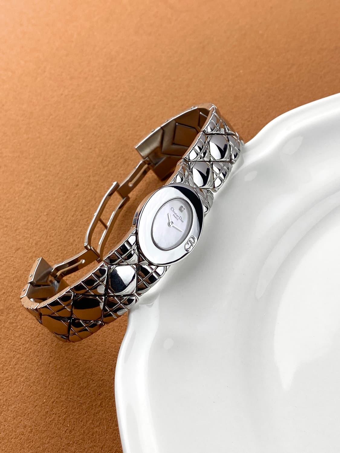 DIOR round symbol shell 1P watch 상품이미지4