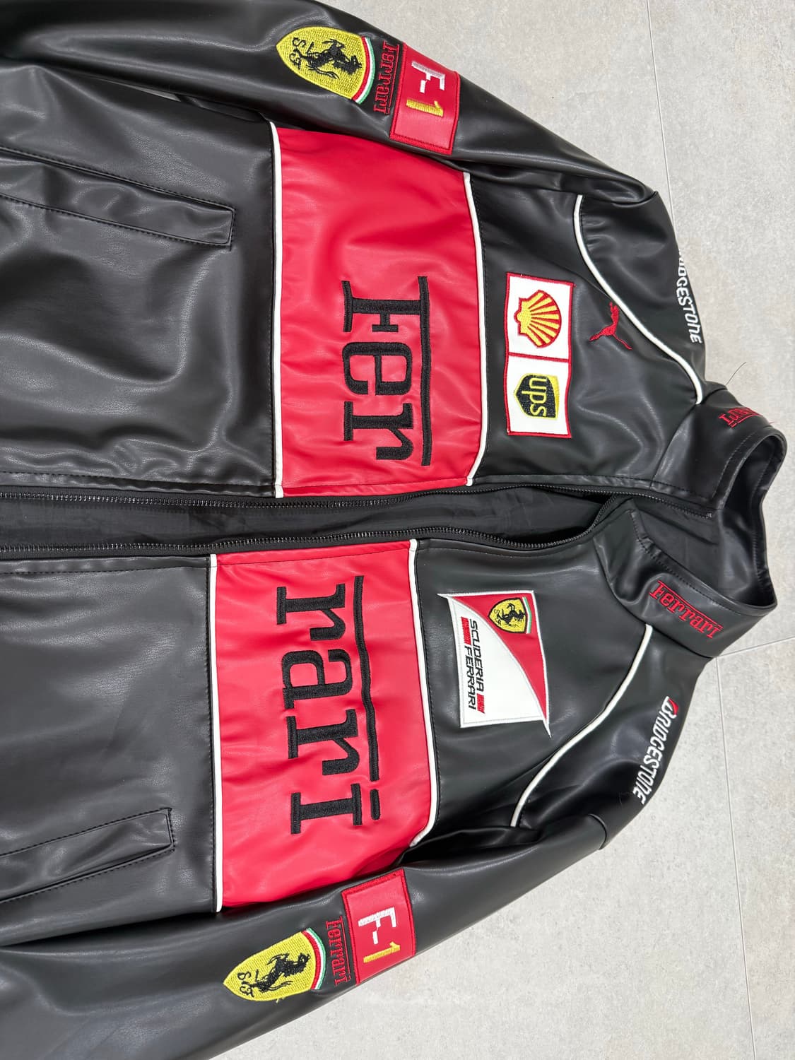 페라리 F1 가죽자캣 상품이미지2