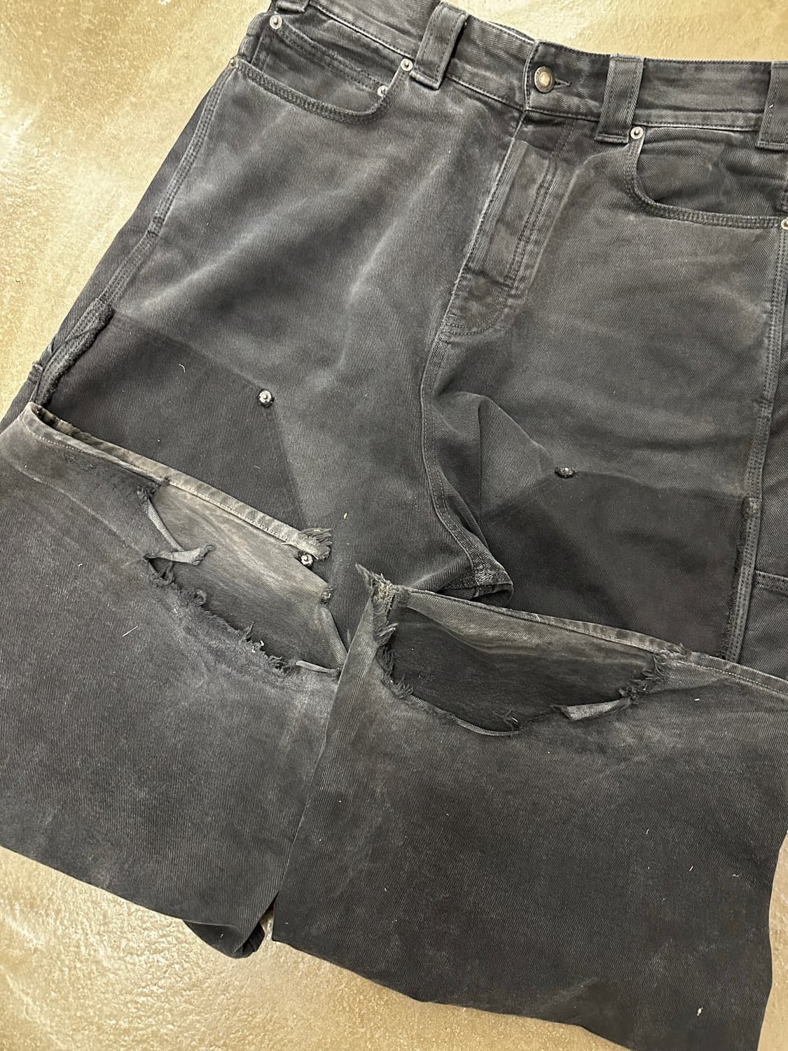 발렌시아가 립드 오브 배기 팬츠 S 상품이미지3