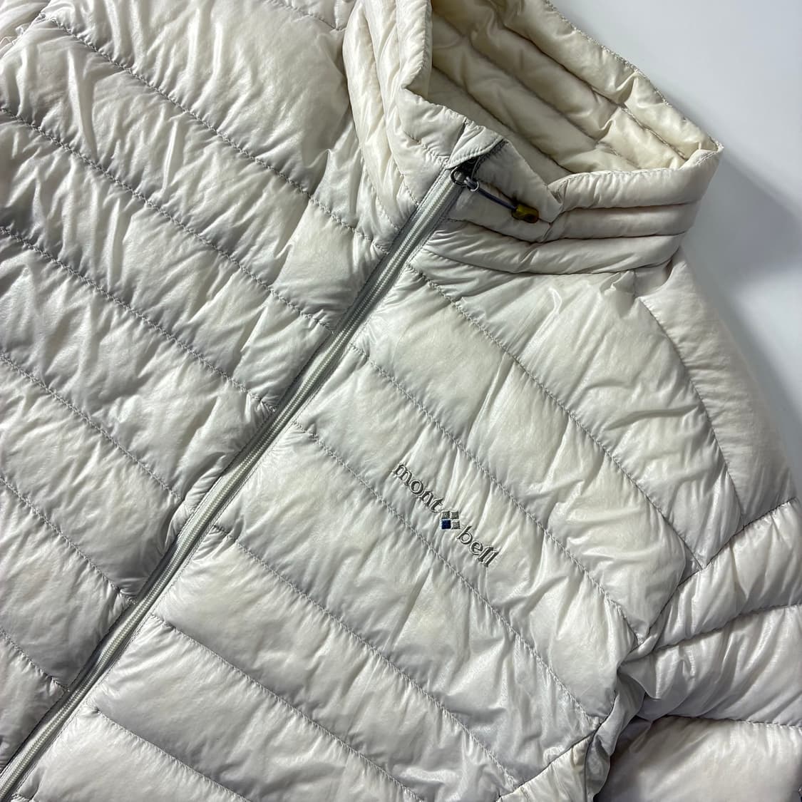Mont-bell 몽벨00‘s 화이트EX1000 구스다운 패딩 상품이미지3