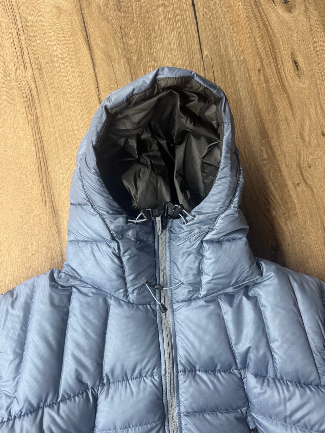 [M]데상트 x 자운드 얼터레인 다운 자켓 스톰 블루 상품이미지3