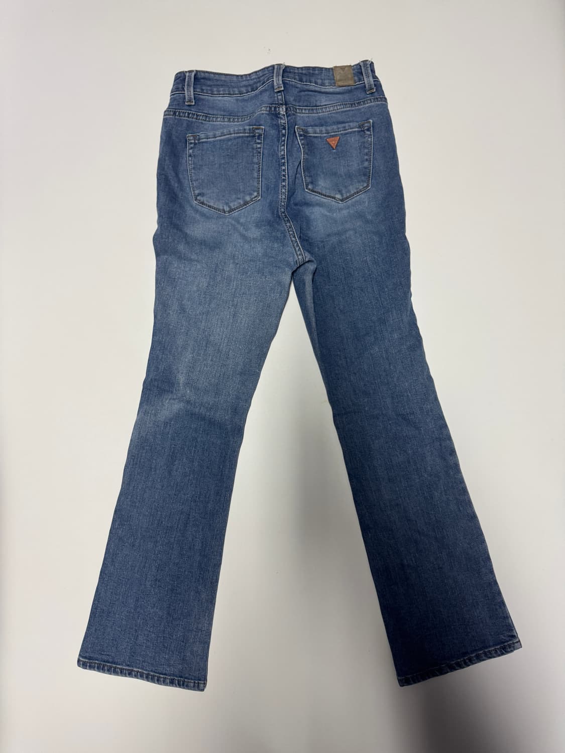 여성 게스 Guess 21년도 슬림 부츠컷 데님팬츠 25.9인치 상품이미지2