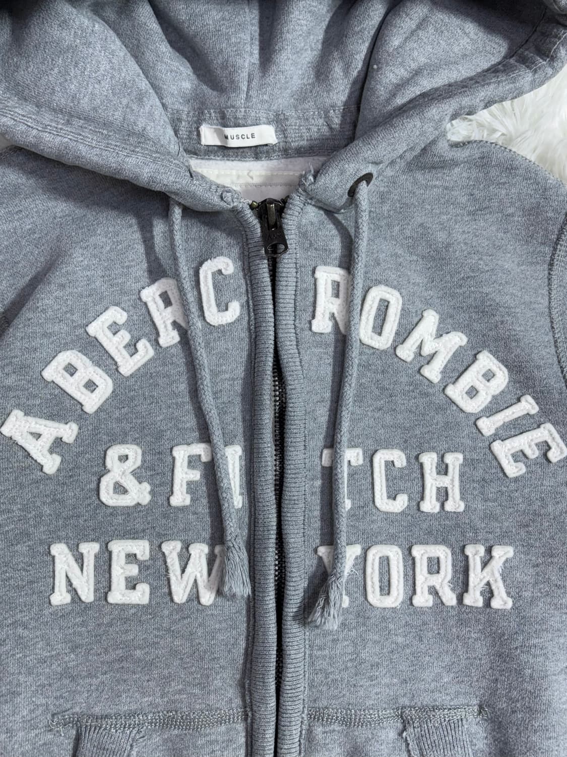아베크롬비 Y2K 빅로고 그레이 후드집업  상품이미지5