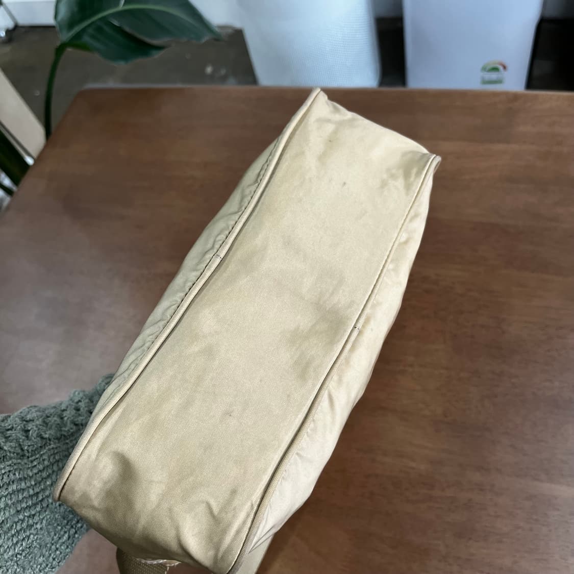 프라다 나일론 크로스백 상품이미지6