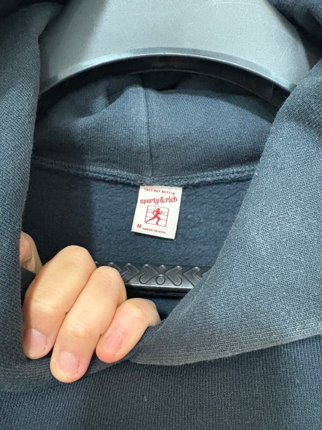 스포티앤리치 공용 클래식 로고 후드 네이비 상품이미지6