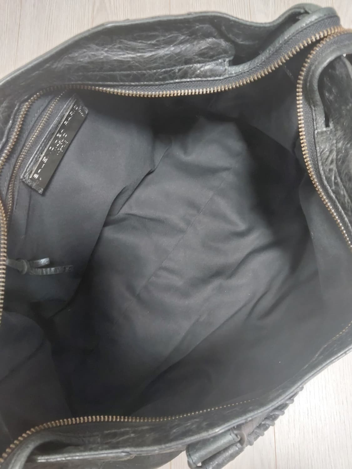 발렌시아가 모터백 시티백 상품이미지7