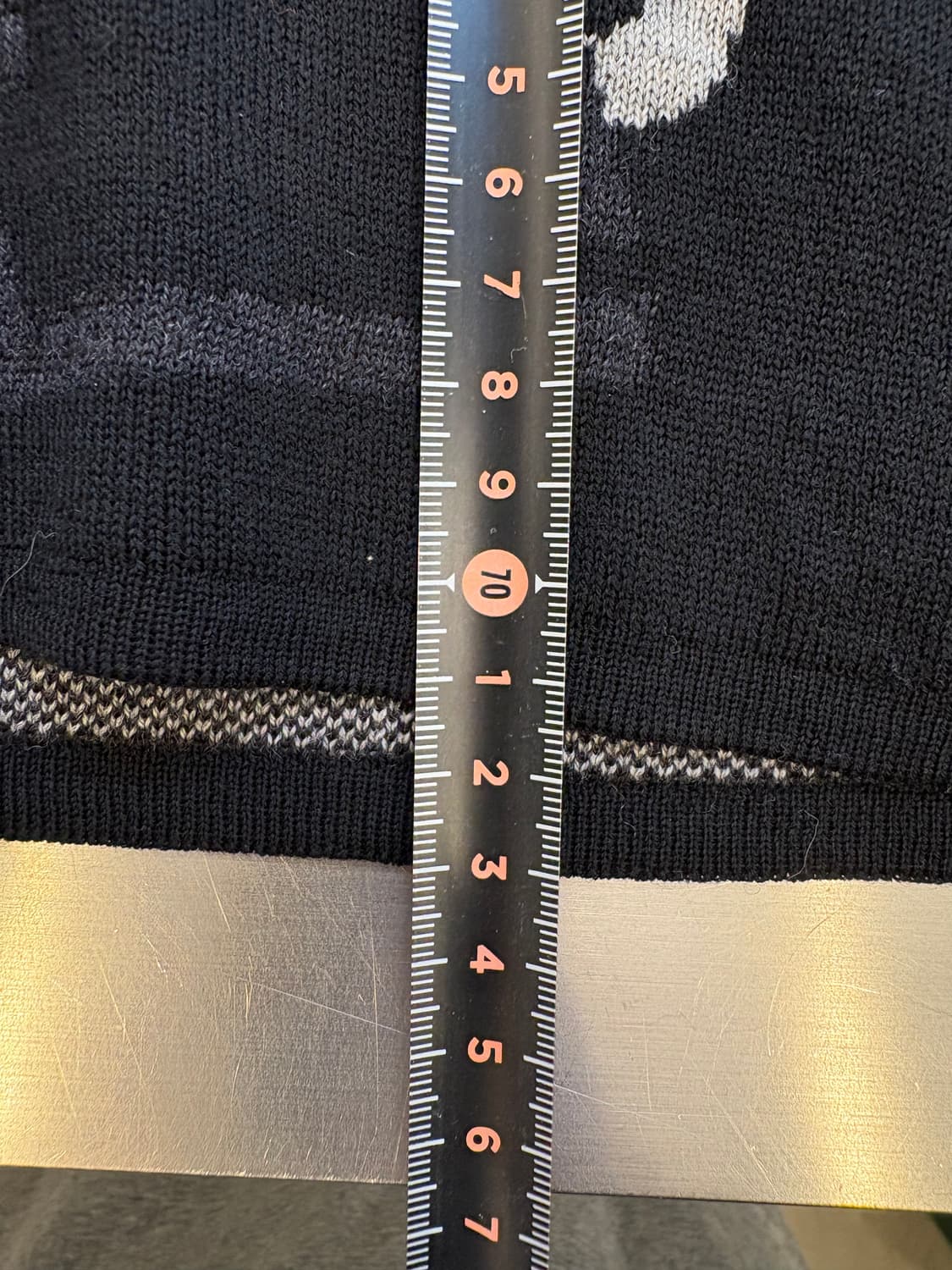 펜디 아브스트랙트 패턴 브이넥 니트 상품이미지8