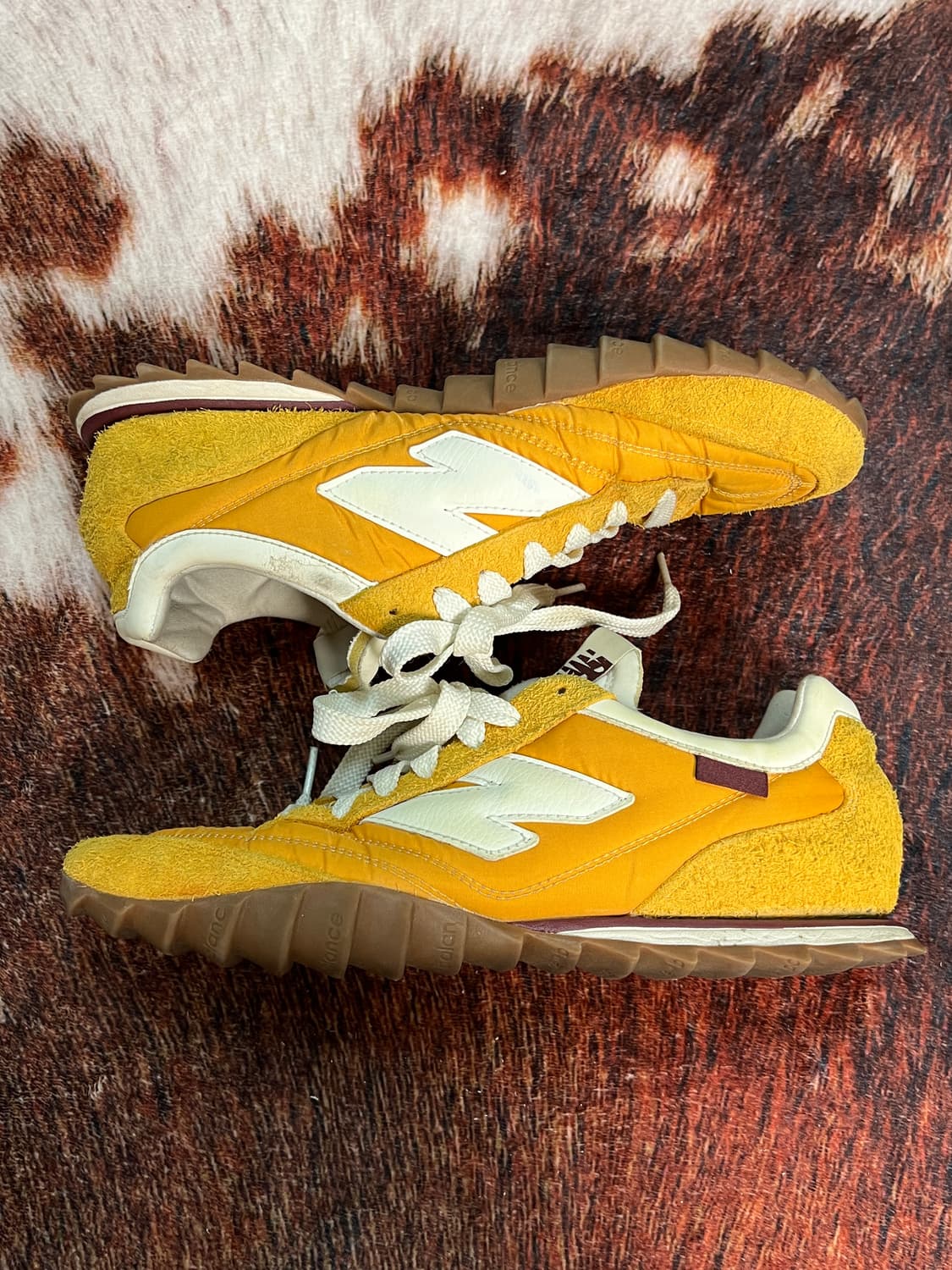 뉴발란스 X 도널드 글로버 RC30 골든 아워 280 상품이미지1