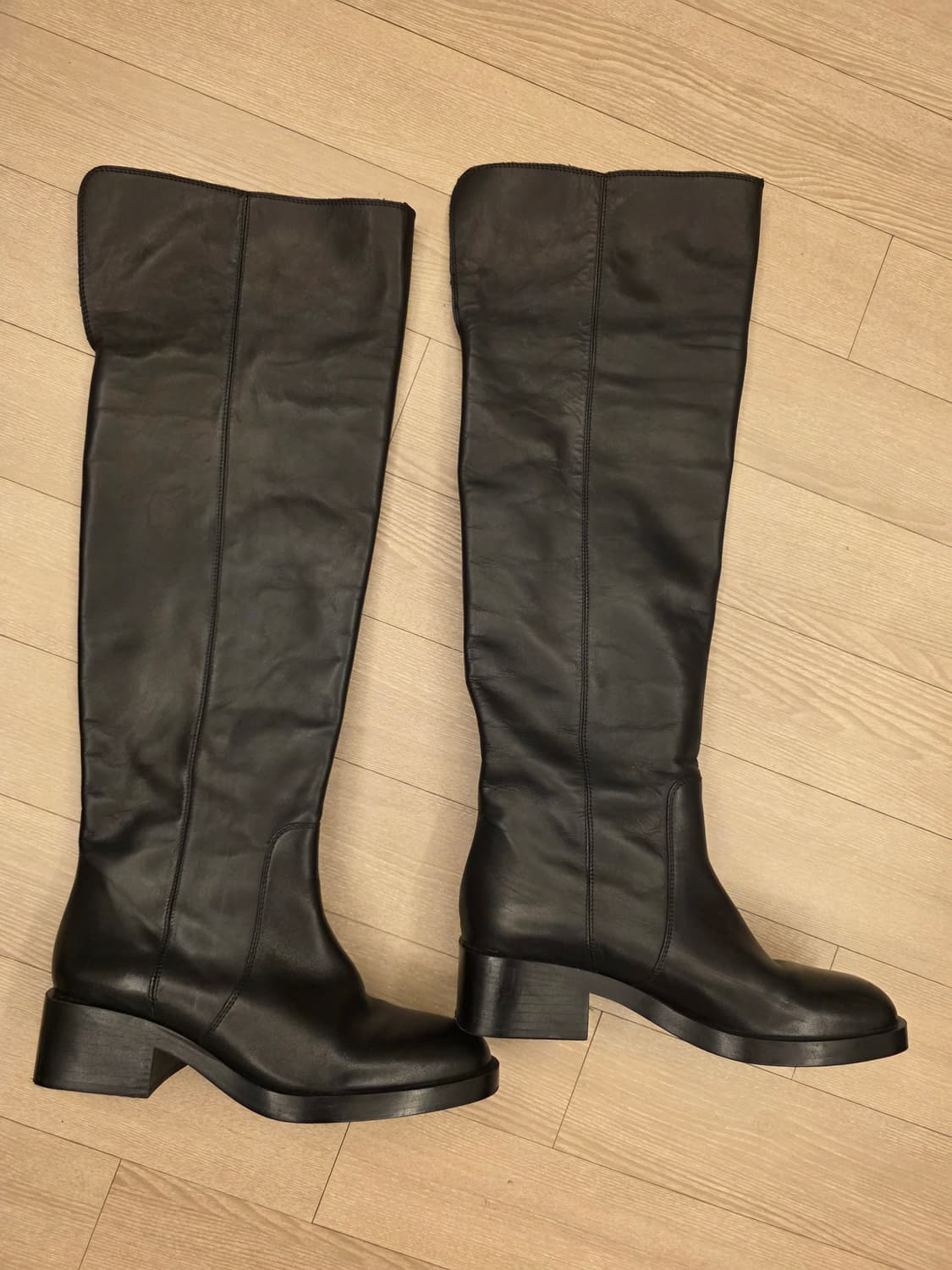 ZARA 오버니 가죽 부츠 39(250) 상품이미지1