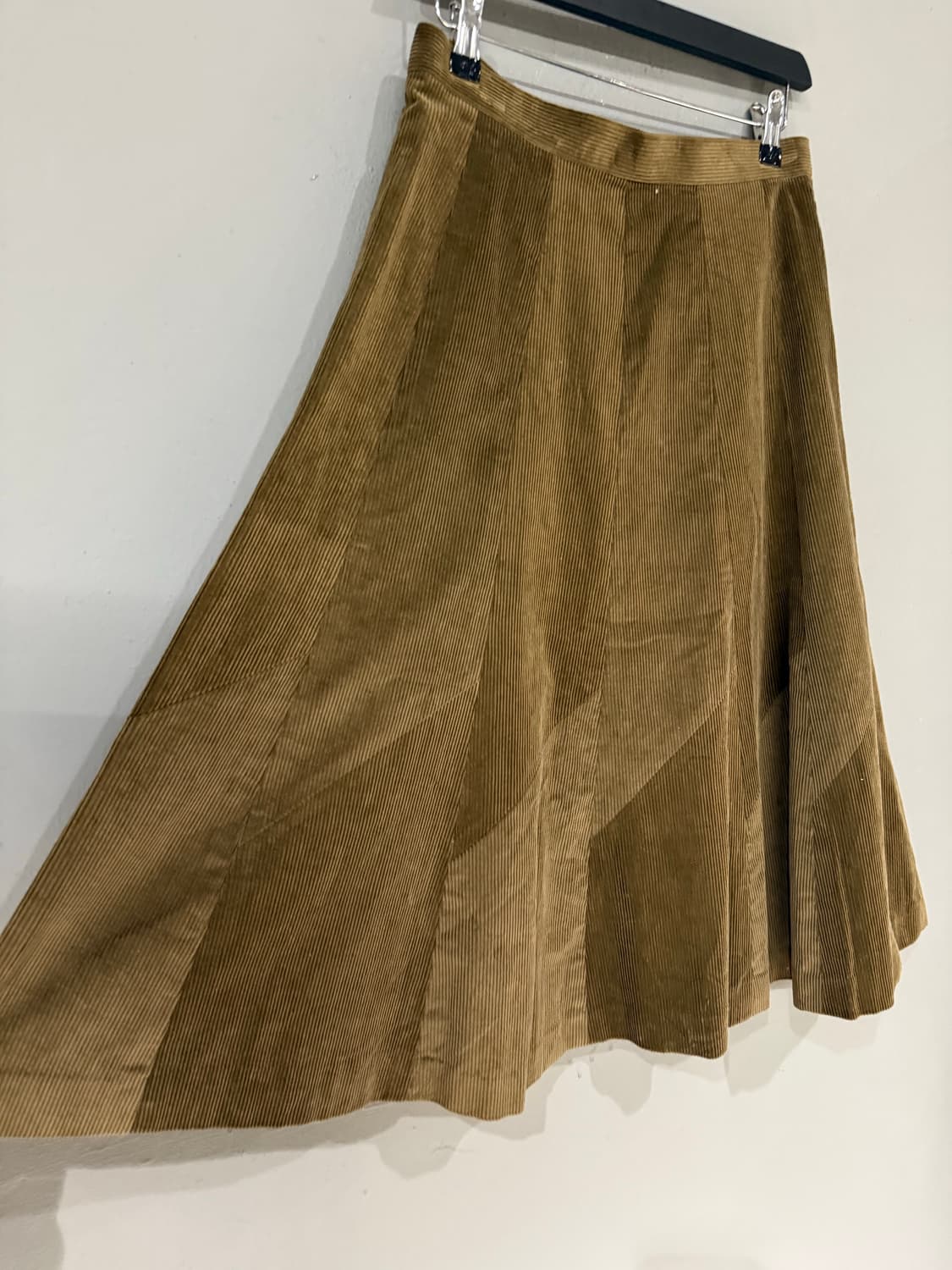 corduroy pattern detail midi skirt  상품이미지7