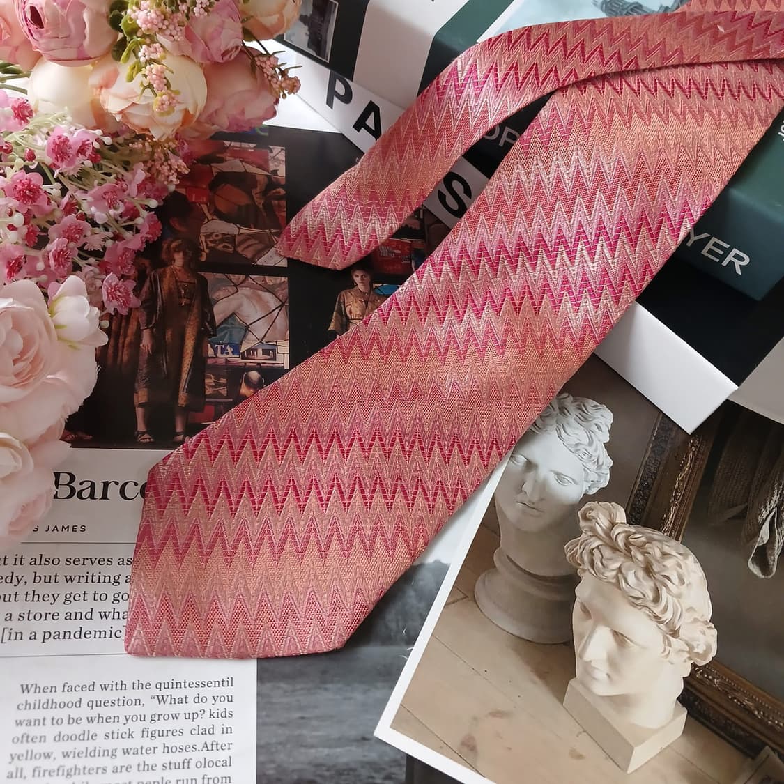 미쏘니 실크 핑크 지그재그 패턴 넥타이 9.7cm A+~A등급 E926
 상품이미지4