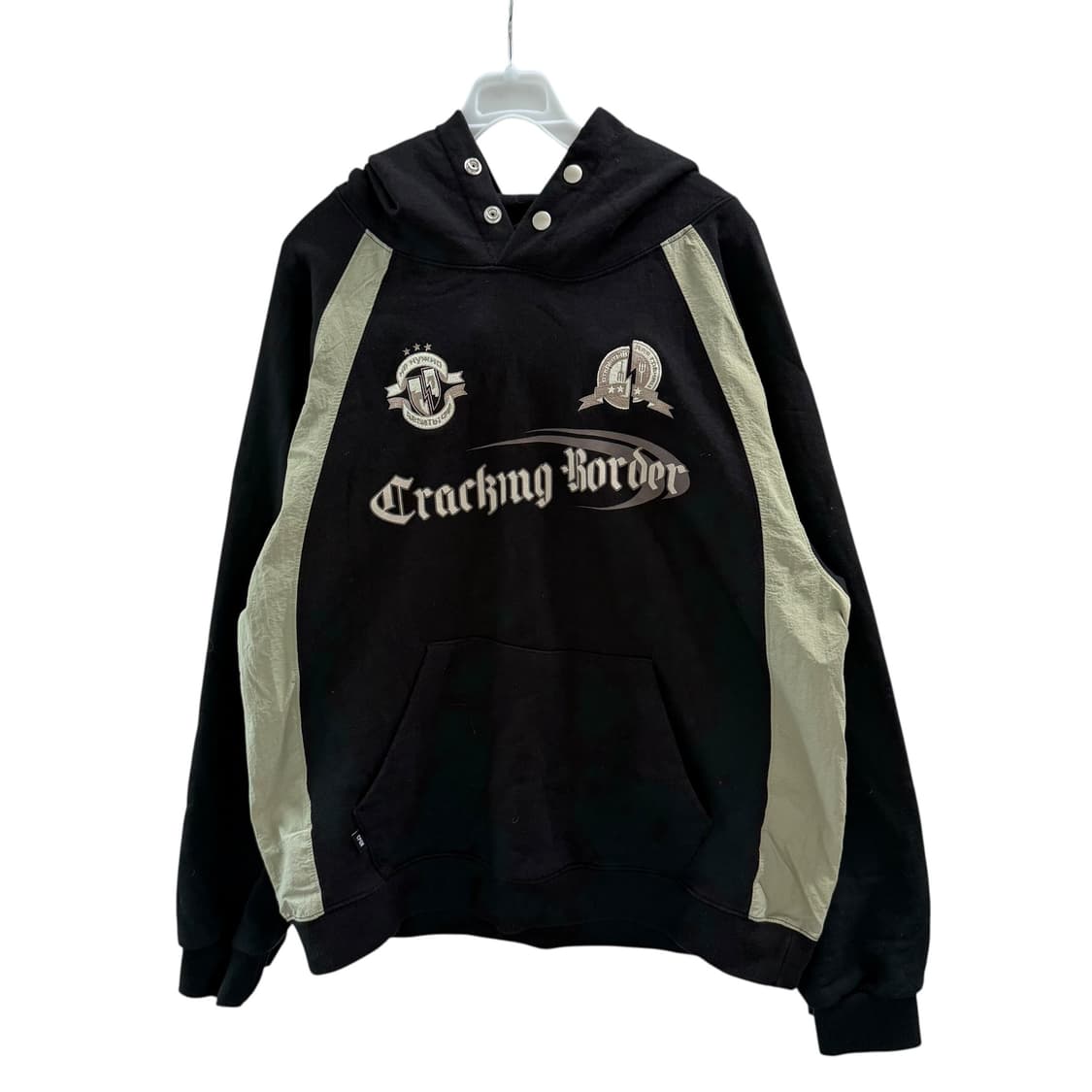 [L] 꼼파뇨 크래킹 스냅 레글런 후드 상품이미지3