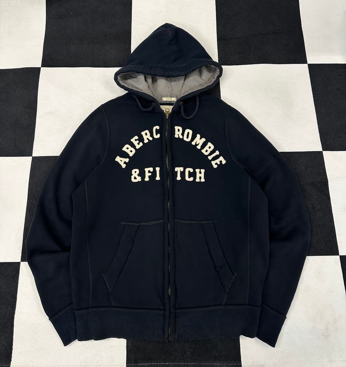 아베크롬비 xxl 양홍원 착용 후집 네이비 스펠아웃로고 상품이미지3