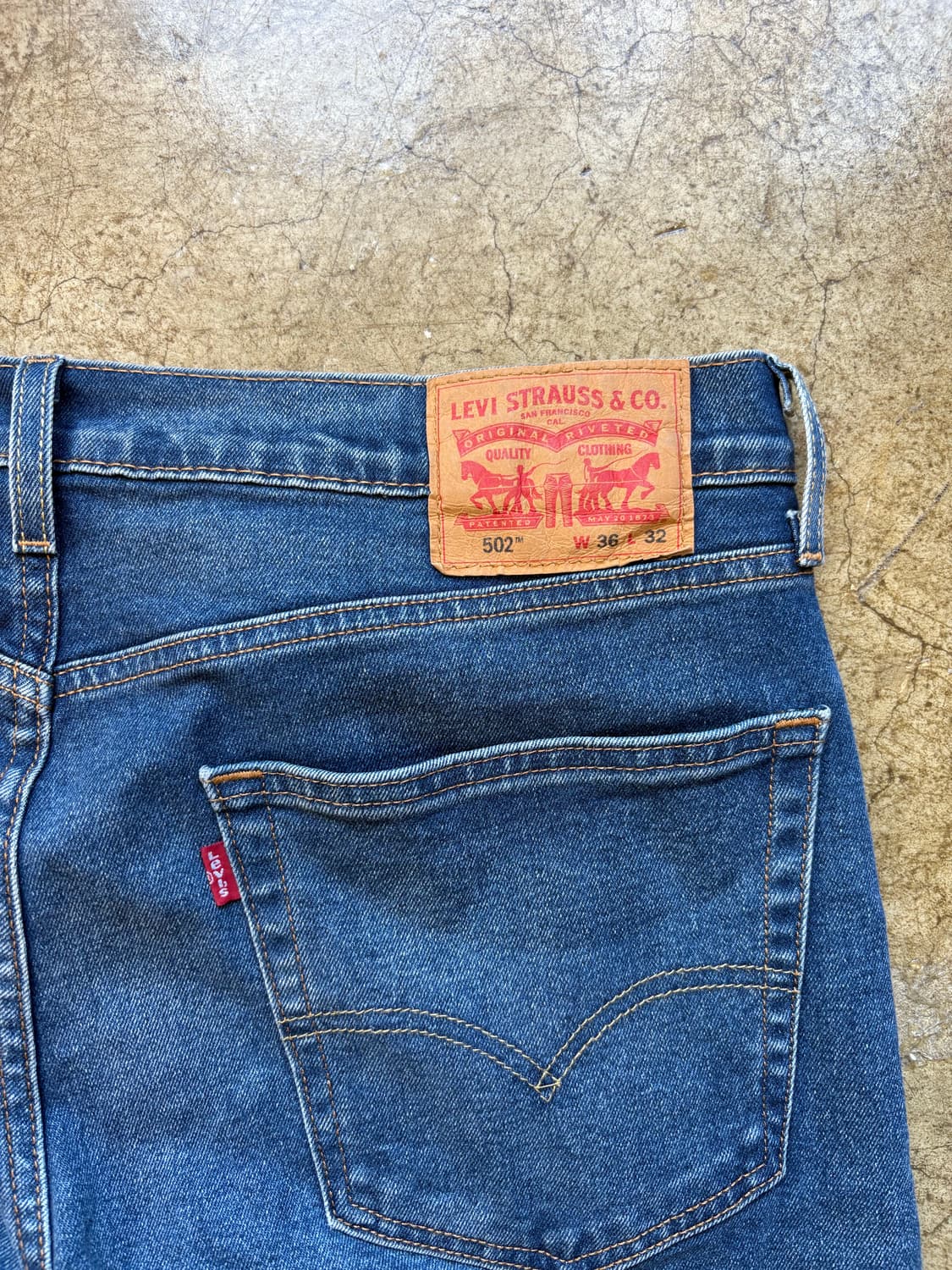 리바이스 502 워싱 데님 상품이미지8